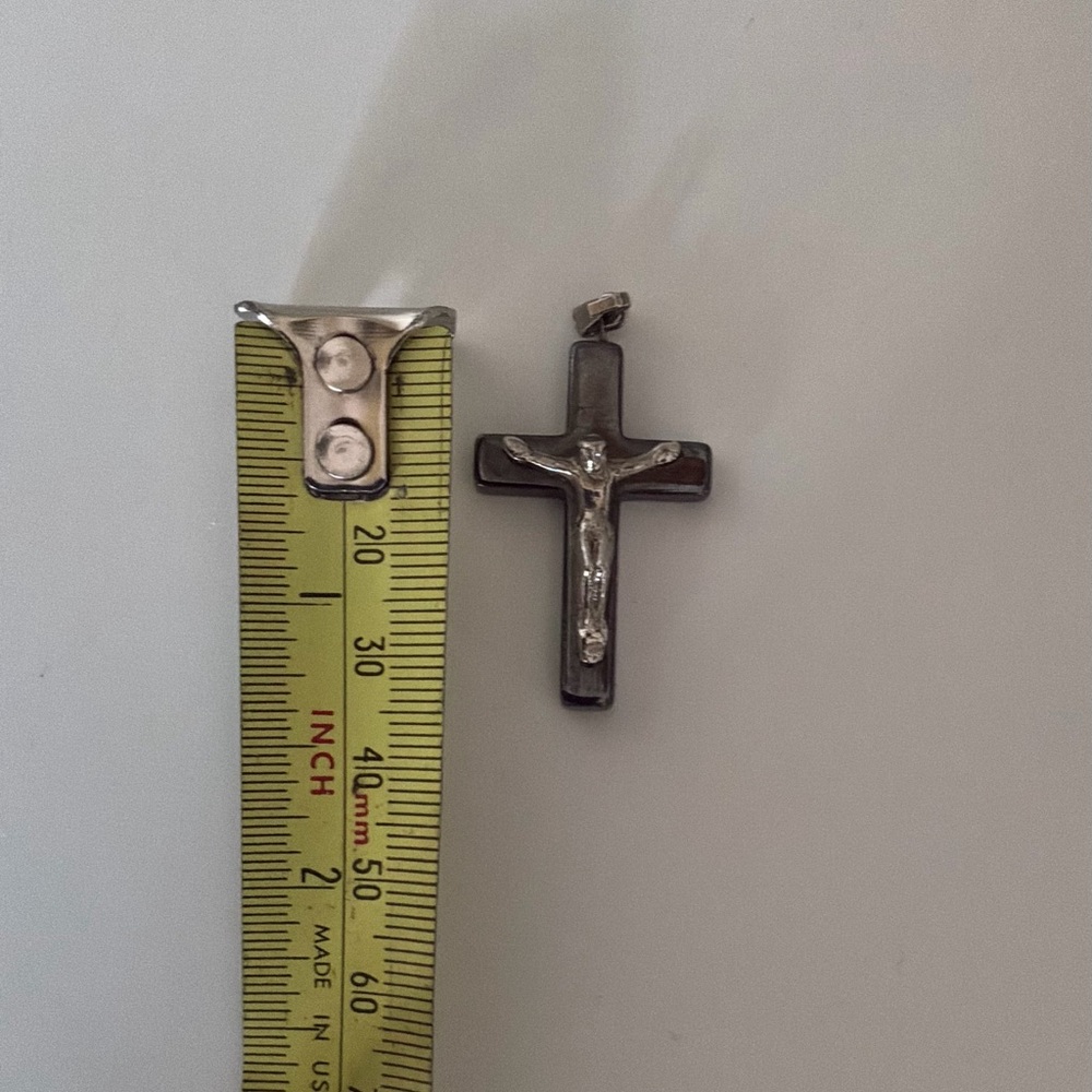 Silver Cross Pendant - Picture 3 of 3